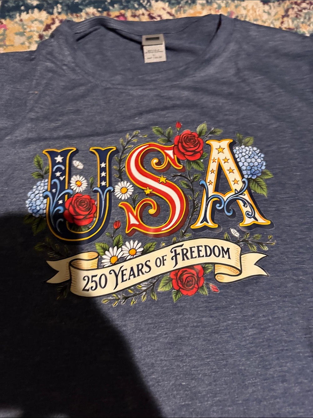 Celebrate America’s semiquincenntenil in style with this commemorative t shirt - Picture 2 of 4